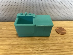 Vintage Fisher Price Little People Hospital Replacement Sink - Picture 1 of 7