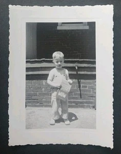 Cute little boy CHEEZ IT Box vintage 1940s snapshot food vintage photo snack ad - Picture 1 of 4