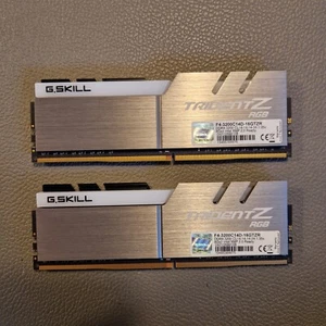 G.Skill RAM Trident Z RGB DDR4-3200 2x8GB (16GB) CL14-14-14-34 XMP 2.0 - Zdjęcie 1 z 1