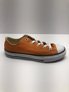 Converse Chuck Taylor All Star Unisex Kids Sneakers Vivid Orange Lace Up 2.5 M - Picture 1 of 6