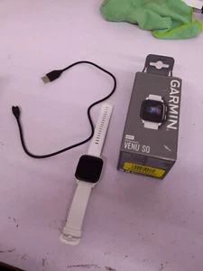 Garmin Venu Sq Music, GPS Smartwatch White and Sand---EXCELLENT - Picture 1 of 3