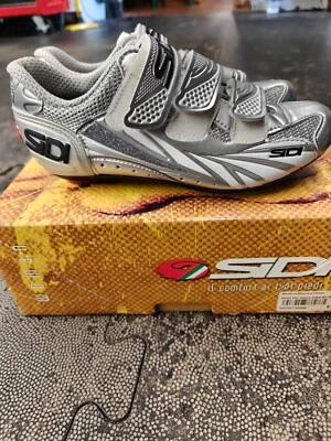 Велосипедные туфли SIDI - Moon женские серебристые карбоновые размер EUR 38/US 6,25 новые ** - Изображение 1 из 4