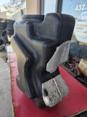 Tanque de combustible Harley Davidson VRod VRSC, 02-06 Foto 1 de 4