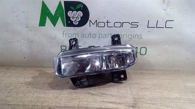 2020-2026 RAM 1500 LEFT DRIVER FOG LIGHT 68477195AA - Image 1 of 4