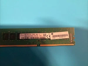 SK Hynix 8GB 2RX8 PC4-2133P-UB0-10 NON-ECC Unbuffered Memory HMA41GU6AFR8N-TF - Picture 1 of 2