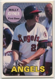 Revista de tarjetas de béisbol 1990 '69 Topps #45 Wally Joyner California Angels - Imagen 1 de 2