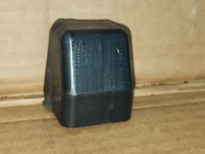 82-92 CAMARO FIREBIRD TRANS AM TAILLIGHT WIRING HARNESS CLIP RETAINER CUP GM - Picture 1 of 3