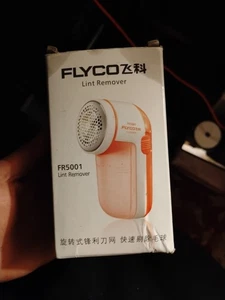Limpiador Quitapelusas Por Flycoz Modelo Fr5001 220v 50Hz 2W QUITAR PELUSA FÁCILMENTE - Imagen 1 de 3