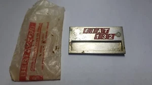 FIAT 132 SPILLA PINS LORIOLI BRONZETTI MILANO Vintage GADGET PUBBLICITA' - Imagen 1 de 2