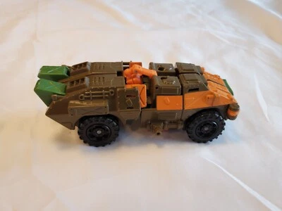 Figura de acción Transformers Universe Autobot Ambush Roadbuster objetivo suelto Foto 1 de 4