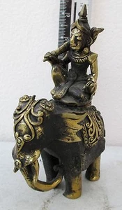 TRUE MASTERPIECE! 19th.c Bronze Buddhist & Nat Worship Cremation Urn Elephant - Picture 1 of 5