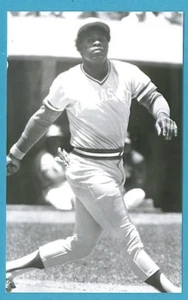 John Mayberry (1975) Kansas City Royals Vintage Baseball Postcard PP00536 - Picture 1 of 1