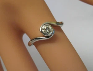 DIAMOND ENGAGEMENT RING, 18ct WHITE GOLD, 0.25 CARAT FINE QUALITY DIAMOND - Picture 1 of 8