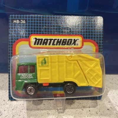 MATCHBOX SUPERFAST MB 36 REFUSE TRUCK New - Image 1 of 2