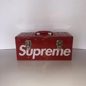 SUPREME FW18 RED DIAMOND PLATE TOOLBOX INCL PLASTIC TRAY 100% AUTHENTIC RARE - Picture 1 of 14