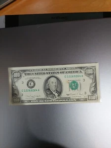 1990 $100 Federal Reserve Note Bill Philadelphia Uncirculated - Picture 1 of 4