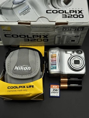 Nikon COOLPIX 3200 3.2MP Digital Camera + Box, Case, Card & Batteries - Working - Image 1 of 4
