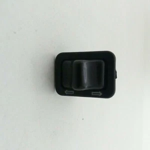 Original Piaggio Skipper125 Zip 50 Blinkerschalter Flashing light switch 290682 - Bild 1 von 4