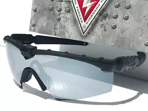 NEW Oakley SI M FRAME 2.0 Matte Black POLARIZED Galaxy Chrome lens Sunglass 9213 - Picture 1 of 10