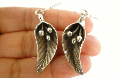 Thai Hill Tribe Calla Lily No Stone 925 Sterling Silver Dangle Earrings - Image 1 of 3