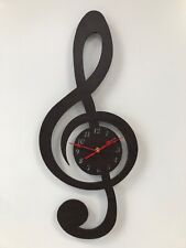 Orologio da parete disegno, forma a chiave di violino in legno 