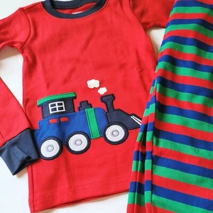 Gymboree Boys sz 10 Holiday Gymmies Red Green Choo Choo Train NWT - Picture 1 of 4