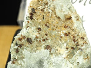 NEIGHBORITE Very Rare fine Mineral Specimen Crystal, Mont Saint Hilaire, Quebec - Picture 1 of 4