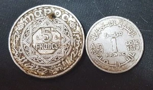 Marocco 2 vecchie monete - Foto 1 di 2