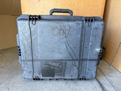 Pelican Storm iM2700 保护壳 | 黑色 | 24.6 x 19.7 x 8.6 | 1600 Equiv — 第 1/4 张图片