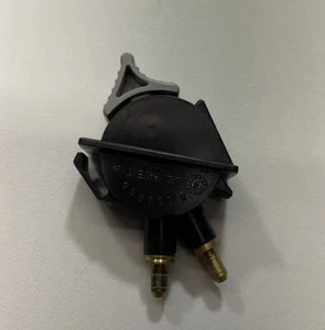 Freightliner Lo Valve Only (No Decals )23091409 NOS - Picture 1 of 2
