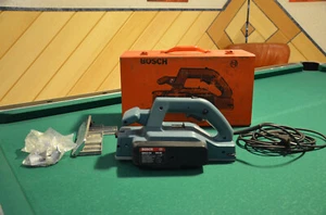 Bosch GHO3-82 900W Handhobel, Elektrohobel, Profiqualität, Metallkoffer, Zubehör - Bild 1 von 12