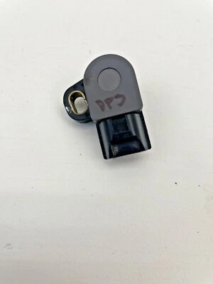 Sensor de posición del acelerador TPS Suzuki Boulevard M109R VZR 1800 2005-2009 Foto 1 de 3