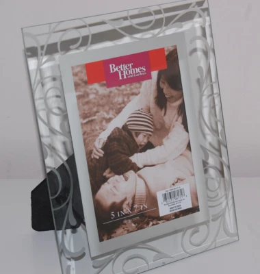 Marco de fotos de vidrio familiar Better Homes And Gardens 5” x 7” NUEVO Foto 1 de 4