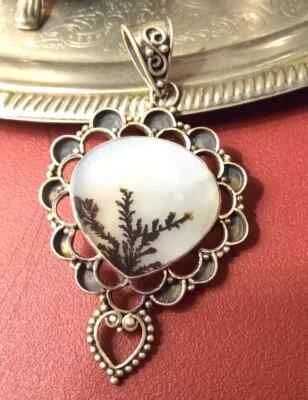 Introvabile CIONDOLO AGATA DENDRITICA NATURALE MAGICA CHAKRA CUORE ARGENTO 925 - Immagine 1 di 4