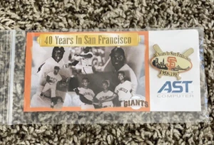 Original  (1997)  40 Years In San Francisco 1958 -1997 GIANTS  PIN  NEW - Picture 1 of 3