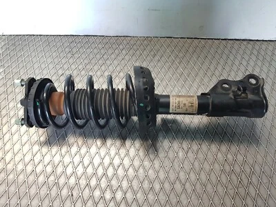 2014 HONDA CIVIC MK9 1.6 DIESEL PASSENGER SIDE FRONT SHOCK ABSORBER STRUT LEG - Image 1 of 4