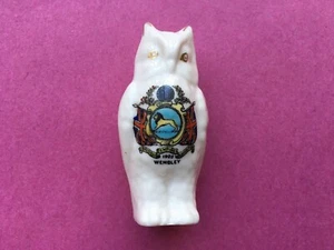 1925 VINTAGE WEMBLEY BRITISH EMPIRE EXHIBITION ARCADIAN CRESTED CHINA OWL - Picture 1 of 6