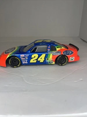 1997 Jeff Gordon #24 DuPont 1/24 - Image 1 of 4