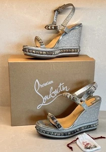 Sandalia de cuña Christian Louboutin PYRACLOU 110 Spike Silver Glitter plataforma 39 - Imagen 1 de 18