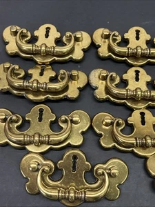 Vintage Brass Drawer Pulls Handles Batwing Faux Keyhole #3784 Lot of 11 Upcycle - Picture 1 of 11