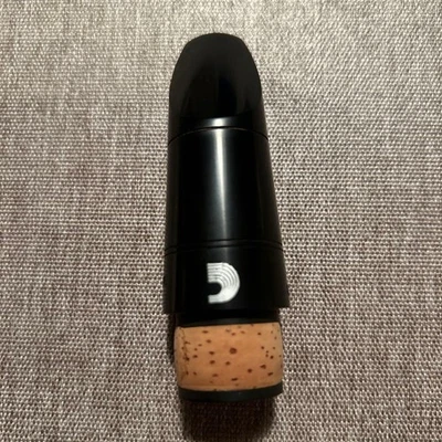 Boquilla RICO Reserve B plana para clarinete X15E Foto 1 de 4