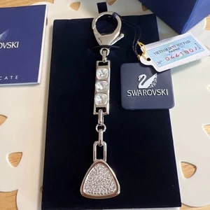 Portachiavi con ciondolo a forma di triangolo Swarovski con scatola mai usato - Foto 1 di 13