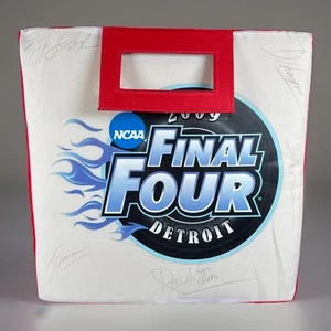 ✨Autographed UNC Tar Heels Team Basketball 2009– Roy Williams, Etc 6 Sigs ✨ - Picture 1 of 9