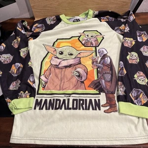 The Madalorian Baby Yoda Pajama Set CHRISTMAS Fleece Kids Unisex PJS BS3 - Picture 1 of 5