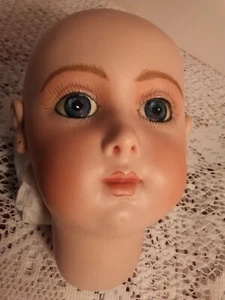 Vintage Repro. von BRU Jne 11 Biskuspuppenkopf von Eleanor Holland blaue Harzaugen - Bild 1 von 11