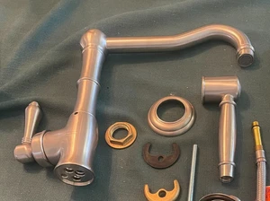 Rohl A3650LMWSSTN-2 Country Kitchen Collection Küchenarmatur mit Seitenbrause - Bild 1 von 4