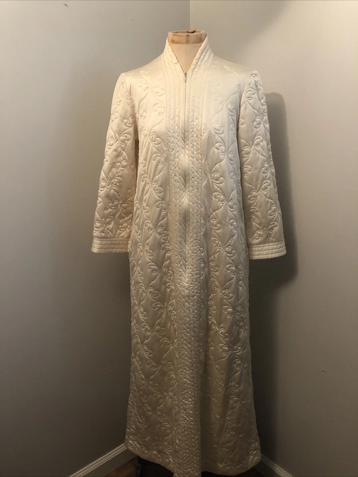 Abrigo largo vintage Vanity Fair marfil acolchado satinado caftán 8 bolsillos 1/2 cremallera Foto 1 de 4