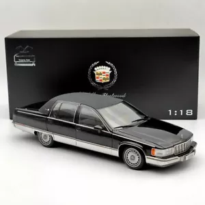 Dealer Edition 1:18  Fleetwood Brougham 1992-1994 Black Diecast Edition - Picture 1 of 11