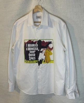 Botão gráfico WE11DONE "I Married A Monster From Outer Space" - Imagem 1 de 4