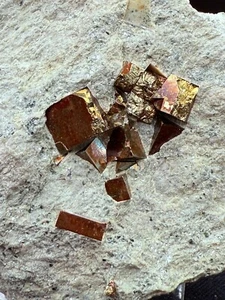 PIRITA - Valdeperillo, Soria España SPAIN MINERALES COLECCION 7x7x4cms K52 - Imagen 1 de 4